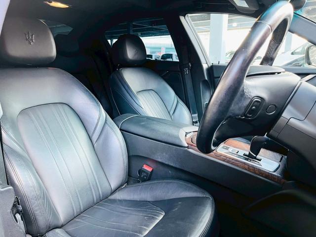 ギブリ ベースグレード　黒革シート・サンルーフ・Ｓグレード１９インチＡＷ・ナビ・Ｂｌｕｅｔｏｏｔｈ・バックカメラ・後席パワーシート・本革巻きステアリング（65枚目）