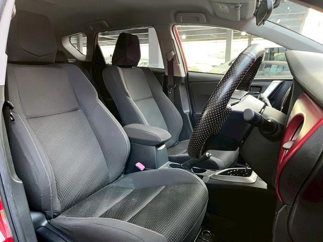 オーリス １５０Ｘ　Ｓパッケージ　シャア専用特別仕様車・ナビ・ＴＶ・Ｂｌｕｅｔｏｏｔｈ・バックカメラ・ＥＴＣ（12枚目）