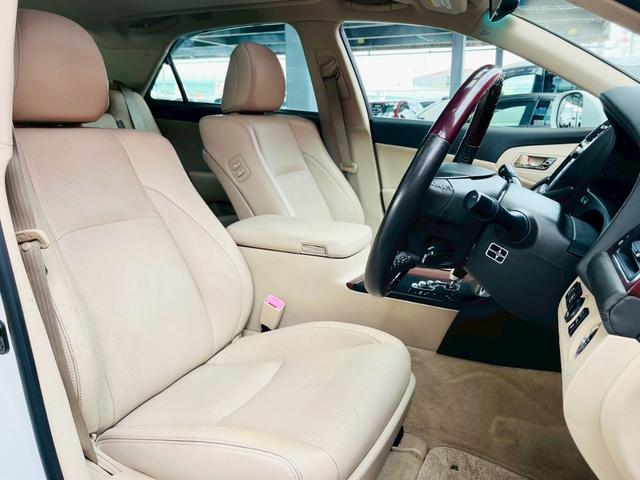 クラウン ロイヤルサルーンＧ　電動サンルーフ・ナビ・ＴＶ・Ｂｌｕｅｔｏｏｔｈ・バックカメラ・ＥＴＣ（10枚目）