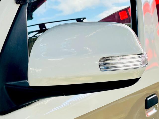 タウンエースバン ＧＬ　車中泊仕様・ブラウンシート・ナビ・ＴＶ・Ｂｌｕｅｔｏｏｔｈ・バックカメラ・ＥＴＣ・ルーフキャリア（3枚目）