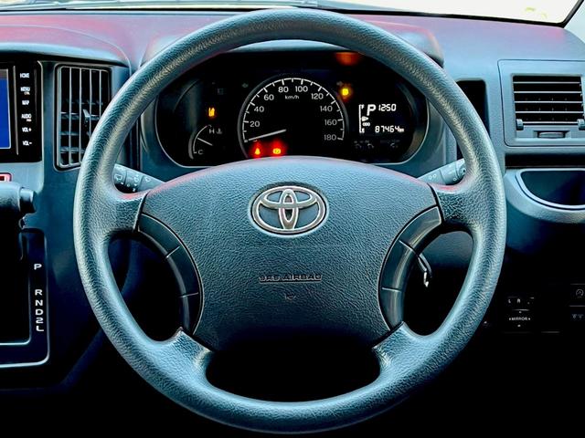 タウンエースバン ＧＬ　車中泊仕様・ブラウンシート・ナビ・ＴＶ・Ｂｌｕｅｔｏｏｔｈ・バックカメラ・ＥＴＣ・ルーフキャリア（14枚目）