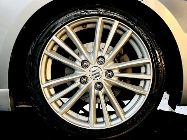 スイフトスポーツ ベースグレード 6MT・純正ナビ・TV・Bluetooth・ETC(5枚目)