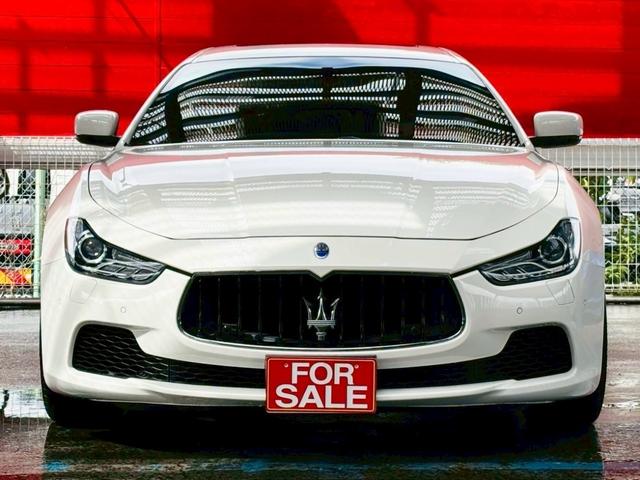 マセラティ　ギブリ　左ヘッドライト 軽キズ】マセラティ/ギブリ 純正ヘッドライト 左 670106269