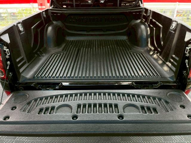 トライトン ベースグレード　ナビ・ＴＶ・Ｂｌｕｅｔｏｏｔｈ・ＥＴＣ（72枚目）