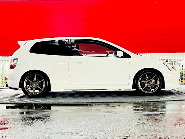 シビック タイプR エンジンOH済み・ラルグス車高調・社外マフラー・ナビ・TV・Bluetooth・デジタルインナーミラー・ETC(10枚目)
