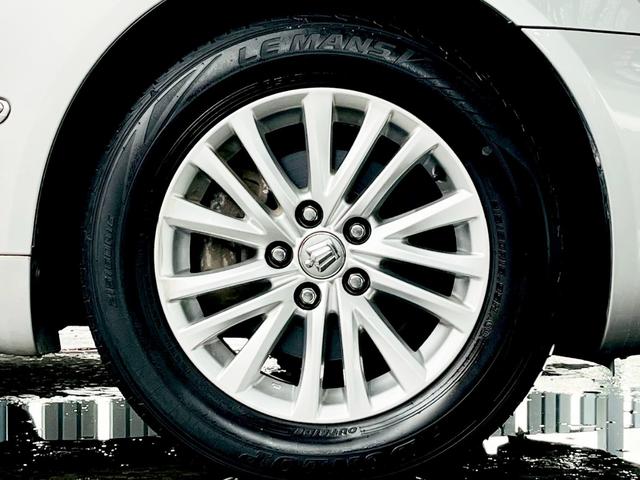 クラウン ロイヤルサルーンＧ　ナビ・ＥＴＣ・クルーズコントロール・全席電動パワーシート・バックカメラ・純正１６インチアルミホイール（27枚目）