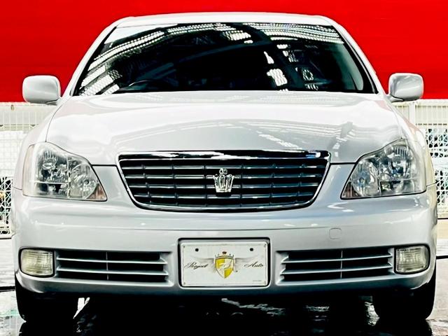 クラウン ロイヤルサルーンＧ　ナビ・ＥＴＣ・クルーズコントロール・全席電動パワーシート・バックカメラ・純正１６インチアルミホイール（32枚目）