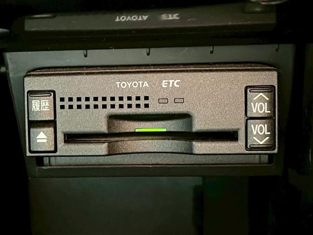 クラウン ロイヤルサルーンＧ　ナビ・ＥＴＣ・クルーズコントロール・全席電動パワーシート・バックカメラ・純正１６インチアルミホイール（54枚目）