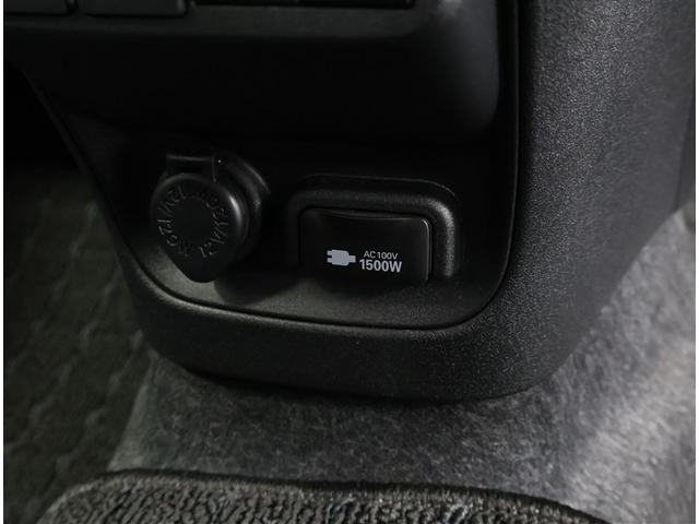 シエンタ ハイブリッドG トヨタ認定中古車 ワンオーナー パノラミックビューモニター 純正DAナビ フルセグTV ETC ブラインドスポットモニター LEDヘッドライト 両側パワースライドドア 自動(衝突被害軽減)ブレーキ(19枚目)