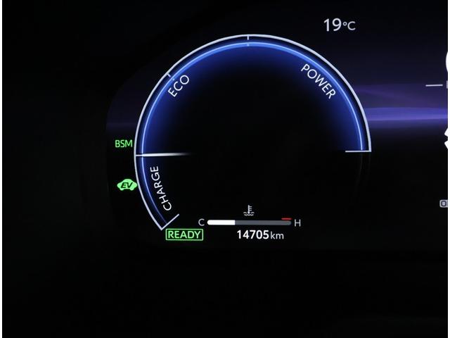 ＲＡＶ４ ハイブリッドＧ　トヨタ認定中古車　禁煙　ワンオーナ　パノラミックビューモニター　純正ＤＡナビ　前後ドラレコ　ブラインドスポットモニター　パワーバックドア　シートヒーター・ベンチレーション　自動（衝突被害軽減）ブレーキ（16枚目）