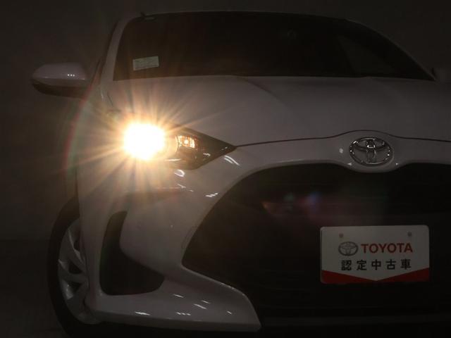 ヤリス Ｘ　トヨタ認定中古車　ワンオーナー　純正ＤＡナビ　フルセグＴＶ　バックカメラ　前後ドライブレコーダー　キーレスエントリー　クリアランスソナー　自動（衝突被害軽減）ブレーキ（22枚目）