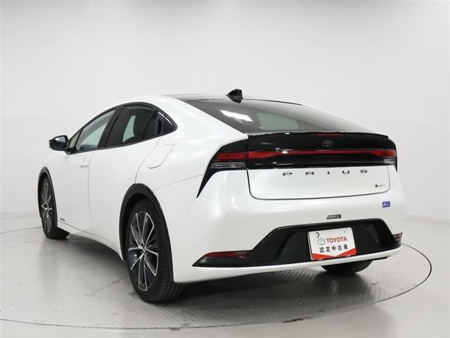 プリウス Ｚ　トヨタ認定中古車　禁煙　ワンオーナー　パノラミックビューモニター　パノラマルーフ　純正ＤＡナビ　ＥＴＣ２．０　ブラインドスポットモニター　パワーバックドア　１５００Ｗ電源　自動（衝突被害軽減）ブレーキ（2枚目）