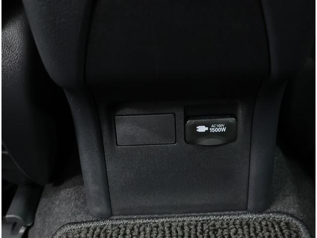 プリウス Ｚ　トヨタ認定中古車　禁煙　ワンオーナー　パノラミックビューモニター　パノラマルーフ　純正ＤＡナビ　ＥＴＣ２．０　ブラインドスポットモニター　パワーバックドア　１５００Ｗ電源　自動（衝突被害軽減）ブレーキ（26枚目）