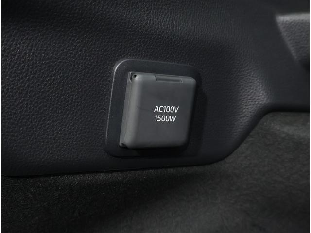 プリウス Ｚ　トヨタ認定中古車　禁煙　ワンオーナー　パノラミックビューモニター　パノラマルーフ　純正ＤＡナビ　ＥＴＣ２．０　ブラインドスポットモニター　パワーバックドア　１５００Ｗ電源　自動（衝突被害軽減）ブレーキ（29枚目）