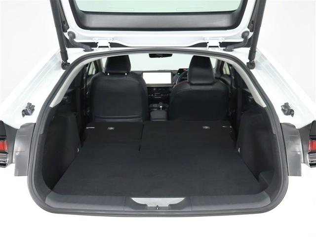 プリウス Ｚ　トヨタ認定中古車　禁煙　ワンオーナー　パノラミックビューモニター　パノラマルーフ　純正ＤＡナビ　ＥＴＣ２．０　ブラインドスポットモニター　パワーバックドア　１５００Ｗ電源　自動（衝突被害軽減）ブレーキ（32枚目）