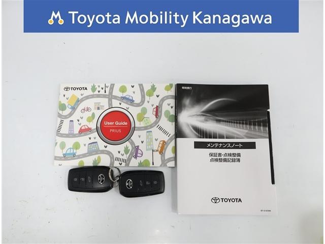 プリウス Ｚ　トヨタ認定中古車　禁煙　ワンオーナー　パノラミックビューモニター　パノラマルーフ　純正ＤＡナビ　ＥＴＣ２．０　ブラインドスポットモニター　パワーバックドア　１５００Ｗ電源　自動（衝突被害軽減）ブレーキ（40枚目）