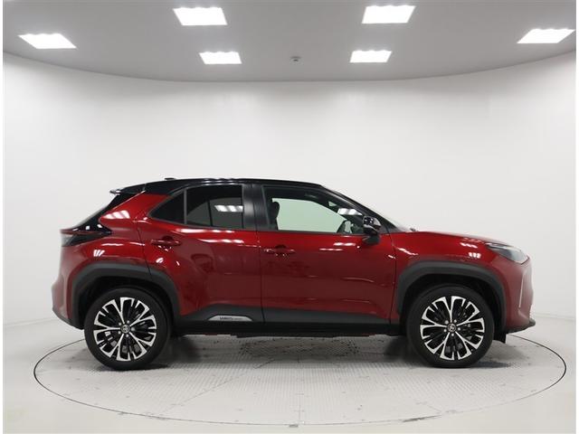 ヤリスクロス ハイブリッドＺ　トヨタ認定中古車　禁煙　弊社元試乗車　純正ディスプレイオーディオ　ＥＴＣ２．０　パノラミックビューモニター　前後ドラレコ　シートヒーター　ハンズフリーパワーバックドア　スマートキー　ＡＣ１００Ｖ電源（5枚目）