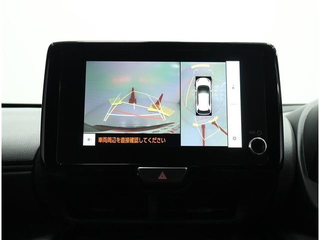 ヤリスクロス ハイブリッドＺ　トヨタ認定中古車　禁煙　弊社元試乗車　純正ディスプレイオーディオ　ＥＴＣ２．０　パノラミックビューモニター　前後ドラレコ　シートヒーター　ハンズフリーパワーバックドア　スマートキー　ＡＣ１００Ｖ電源（8枚目）