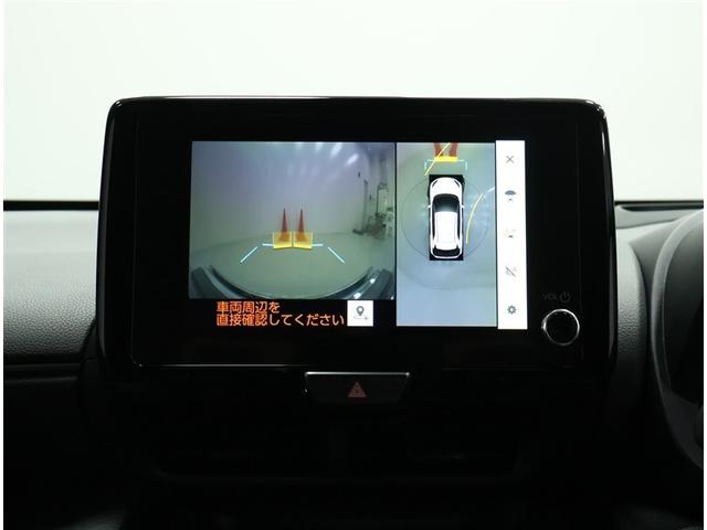 ヤリスクロス ハイブリッドＺ　トヨタ認定中古車　禁煙　弊社元試乗車　純正ディスプレイオーディオ　ＥＴＣ２．０　パノラミックビューモニター　前後ドラレコ　シートヒーター　ハンズフリーパワーバックドア　スマートキー　ＡＣ１００Ｖ電源（9枚目）
