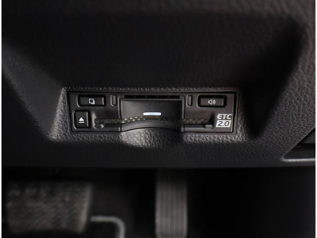 ヤリスクロス ハイブリッドＺ　トヨタ認定中古車　禁煙　弊社元試乗車　純正ディスプレイオーディオ　ＥＴＣ２．０　パノラミックビューモニター　前後ドラレコ　シートヒーター　ハンズフリーパワーバックドア　スマートキー　ＡＣ１００Ｖ電源（18枚目）