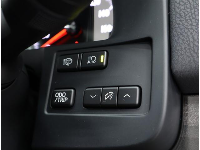 クラウンハイブリッド アスリートＧ　トヨタ認定中古車　禁煙　ワンオーナー　ムーンルーフ　純正ナビ　フルセグＴＶ　バックカメラ　ＥＴＣ　前後ドライブレコーダー　シートヒーター・ベンチレーション　自動（衝突被害軽減）ブレーキ（17枚目）