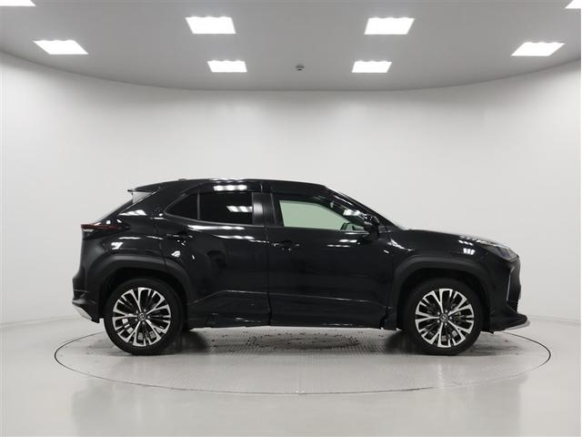 ヤリスクロス ハイブリッドZ トヨタ認定中古車 禁煙 ワンオーナー モデリスタエアロ パノワミックビューモニター 純正DAナビ ETC2.0 前後ドラレコ ブラインドスポットモニター パワーバックドア 自動(衝突被害軽減)ブレーキ(5枚目)