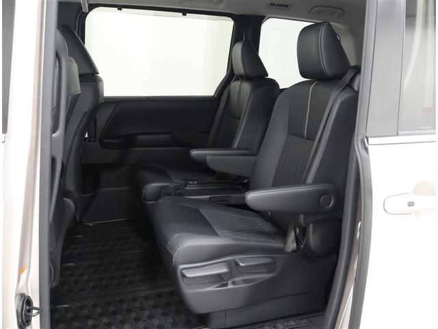 ノア Ｚ　トヨタ認定中古車　禁煙　ワンオーナー　パノラミックビューモニター　後席モニター　ＥＴＣ２．０　純正ディスプレイオーディオ　シートヒーター　ＬＥＤヘッドライト　クリアランスソナー　アドバンスドパーク（21枚目）