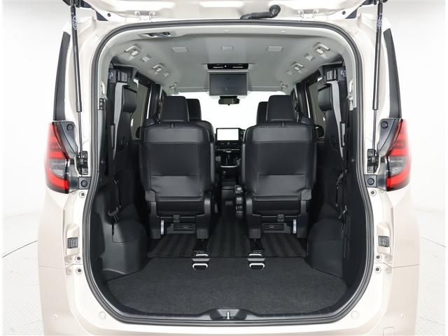 ノア Ｚ　トヨタ認定中古車　禁煙　ワンオーナー　パノラミックビューモニター　後席モニター　ＥＴＣ２．０　純正ディスプレイオーディオ　シートヒーター　ＬＥＤヘッドライト　クリアランスソナー　アドバンスドパーク（25枚目）