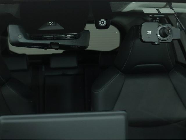 ＲＡＶ４ ハイブリッドＧ　トヨタ認定中古車　禁煙　ワンオーナー　モデリスタエアロ　パノラマルーフ　パノラミックビューモニター　純正ＤＡナビ　前後ドラレコ　ブラインドスポットモニター　自動（衝突被害軽減）ブレーキ（13枚目）