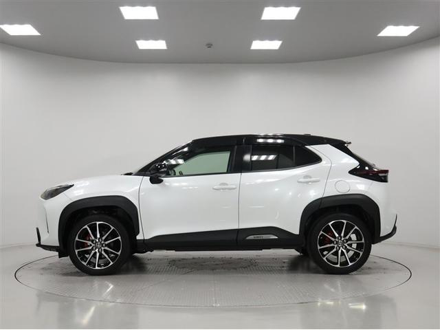 ヤリスクロス ＧＲスポーツ　ワンオーナー　パノラミックビューモニター　ディスプレイオーディオ　フルセグＴＶ　ＥＴＣ２．０　ブラインドスポットモニター　クリアランスソナー　シートヒーター　自動（衝突被害軽減）ブレーキ（4枚目）