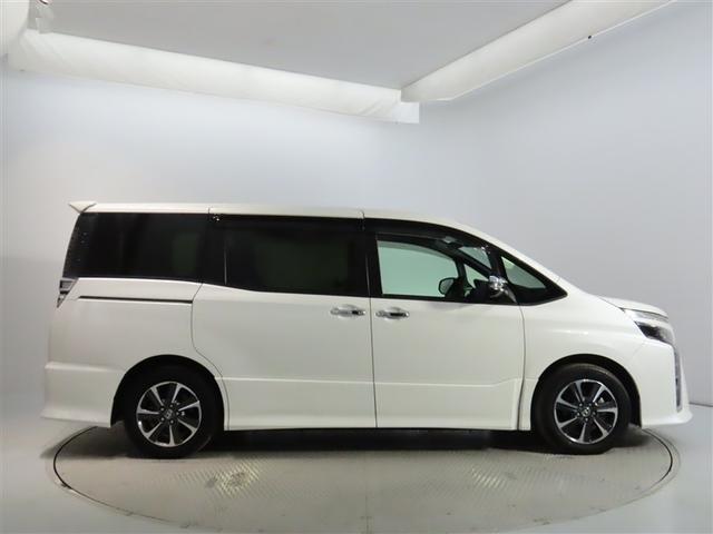 ヴォクシー ＺＳ　煌ＩＩ（4枚目）