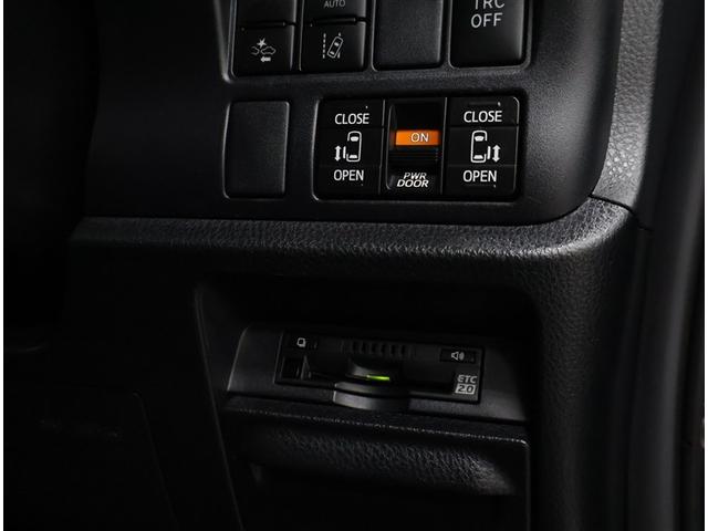 ヴォクシー ハイブリッドＺＳ　煌ＩＩＩ　トヨタ認定中古車　ワンオーナー　１０インチ純正ナビ　フルセグＴＶ　バックカメラ　ＥＴＣ２．０　クリアランスソナー　両側パワースライドドア　シートヒーター　自動（衝突被害軽減）ブレーキ（14枚目）