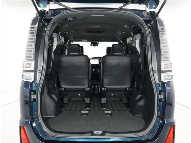 ヴォクシー ハイブリッドＺＳ　煌ＩＩＩ　トヨタ認定中古車　ワンオーナー　１０インチ純正ナビ　フルセグＴＶ　バックカメラ　ＥＴＣ２．０　クリアランスソナー　両側パワースライドドア　シートヒーター　自動（衝突被害軽減）ブレーキ（22枚目）