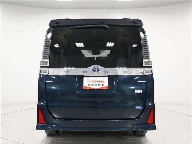 ヴォクシー ハイブリッドＺＳ　煌ＩＩＩ　トヨタ認定中古車　ワンオーナー　１０インチ純正ナビ　フルセグＴＶ　バックカメラ　ＥＴＣ２．０　クリアランスソナー　両側パワースライドドア　シートヒーター　自動（衝突被害軽減）ブレーキ（29枚目）