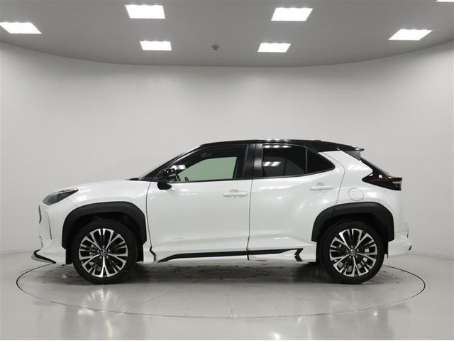 ヤリスクロス ハイブリッドＺ　トヨタ認定中古車　ワンオーナー　モデリスタエアロ　パノラミックビューモニター　純正ＤＡナビ　ＥＴＣ２．０　ブラインドスポットモニター　パワーバックドア　シートヒーター　自動（衝突被害軽減）ブレーキ（4枚目）