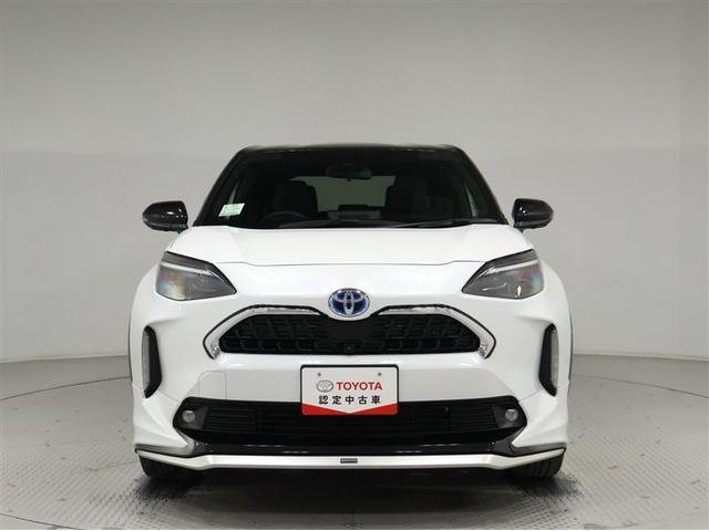 ヤリスクロス ハイブリッドＺ　トヨタ認定中古車　ワンオーナー　モデリスタエアロ　パノラミックビューモニター　純正ＤＡナビ　ＥＴＣ２．０　ブラインドスポットモニター　パワーバックドア　シートヒーター　自動（衝突被害軽減）ブレーキ（6枚目）