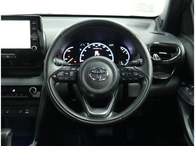 ヤリスクロス ハイブリッドＺ　トヨタ認定中古車　ワンオーナー　モデリスタエアロ　パノラミックビューモニター　純正ＤＡナビ　ＥＴＣ２．０　ブラインドスポットモニター　パワーバックドア　シートヒーター　自動（衝突被害軽減）ブレーキ（19枚目）