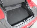 スポーツカーでも日常使いには、十分な積載容量のあるトランクスペースです!
