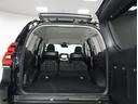 大きな開口幅で荷物を出し入れしやすいのが魅力のラゲージスペースです!リヤシートのシートバックを倒せば、更に積載容量が広くなり、よりたくさんの荷物の収納・長尺の荷物の収納が可能になります♪