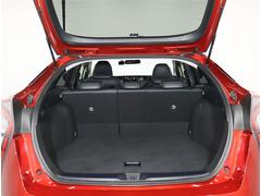 ������¿��ǽ�ǻȤ��䤹���饲�������ڡ����Ǥ��������ȤΥ쥤�����Ȥ��Ѥ���Τ��ñ�˹Ԥ��ޤ��� 7