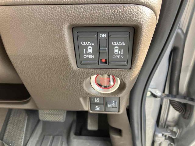 Ｎ－ＢＯＸ Ｌ・スロープ　福祉車輌　ドライブレコーダー　ＥＴＣ　バックカメラ　両側電動スライドドア　ナビ　クリアランスソナー　オートクルーズコントロール　レーンアシスト　衝突被害軽減システム　オートライト　スマートキー（9枚目）