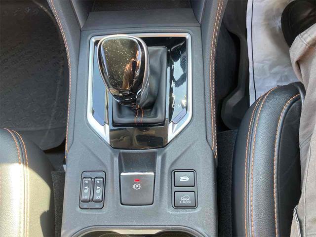 ＸＶ ２．０ｉ－Ｓ　アイサイト　４ＷＤ　ドライブレコーダー　ＥＴＣ　バックカメラ　オートクルーズコントロール　レーンアシスト　衝突被害軽減システム　ナビ　オートライト　ＬＥＤヘッドランプ　アルミホイール　スマートキー（7枚目）