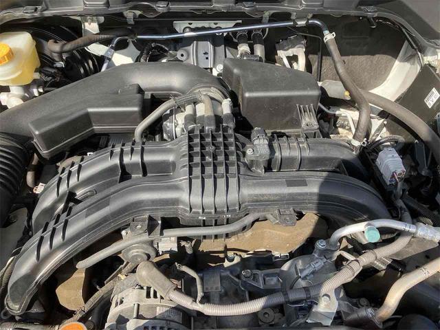 ＸＶ ２．０ｉ－Ｓ　アイサイト　４ＷＤ　ドライブレコーダー　ＥＴＣ　バックカメラ　オートクルーズコントロール　レーンアシスト　衝突被害軽減システム　ナビ　オートライト　ＬＥＤヘッドランプ　アルミホイール　スマートキー（19枚目）