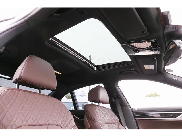 740d xDrive Mスポーツ 〈紹介動画有〉エアサス サンルーフ シートマッサージ ブラウンレザーシート ハーマンカードン ディスプレイキー リアサンシェード 弊社下取1オーナー 禁煙(5枚目)