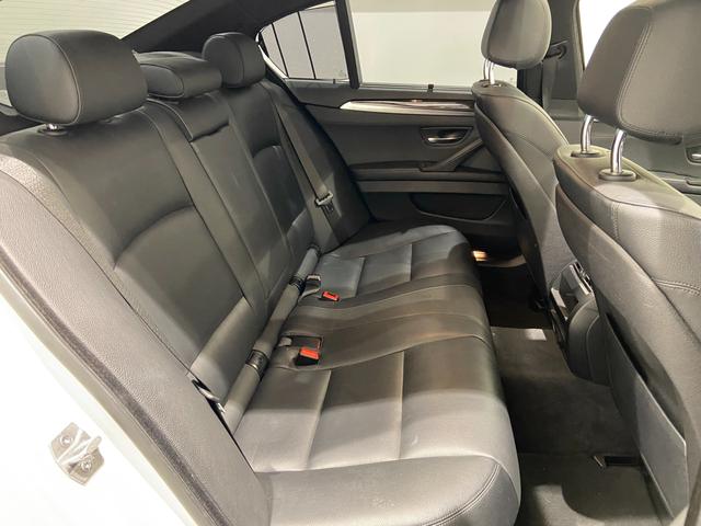 528i Mスポーツ サンルーフ 弊社下取車両 1オーナー 禁煙車 ブラックレザーシート アクティブクルーズコントロール アダプティブLED 衝突被害軽減ブレーキ ウッドトリム 18インチAW 地デジ バックカメラ(17枚目)