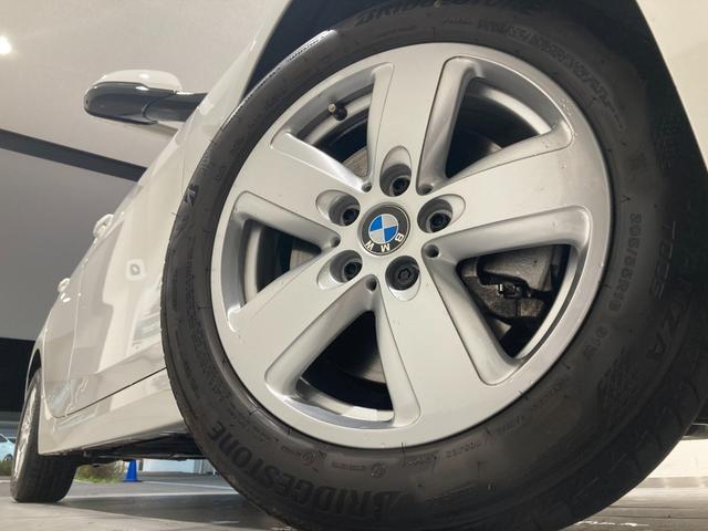 218iグランクーペ プレイ 弊社デモカー 衝突軽減ブレーキ バックカメラ 前後センサー 前車追従機能 電動シート 禁煙車 LEDライト Bluetooth/USB ETC搭載ミラー 16インチAW 純正HDDナビ クロスシート(15枚目)
