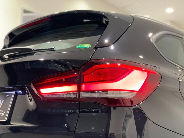 xDrive 18d xライン 弊社デモンストレーションカー ヘッドアップディスプレイ 禁煙 前車追従機能 ハーフレザーシート オートトランク 衝突軽減ブレーキ バックカメラ 前後センサー Bluetooth/USB 18インチAW(14枚目)