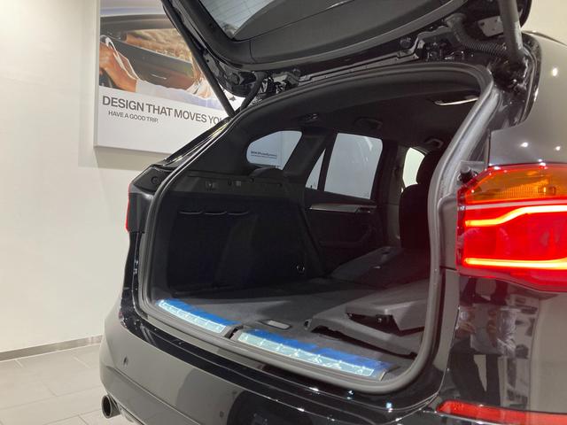 xDrive 18d Mスポーツ 電動リアゲート 弊社下取車両 禁煙車 1オーナー シートヒーター バックカメラ パーキングアシスト 前後センサー 18インチAW Blutooth コンフォートアクセス LEDヘッドライト(13枚目)