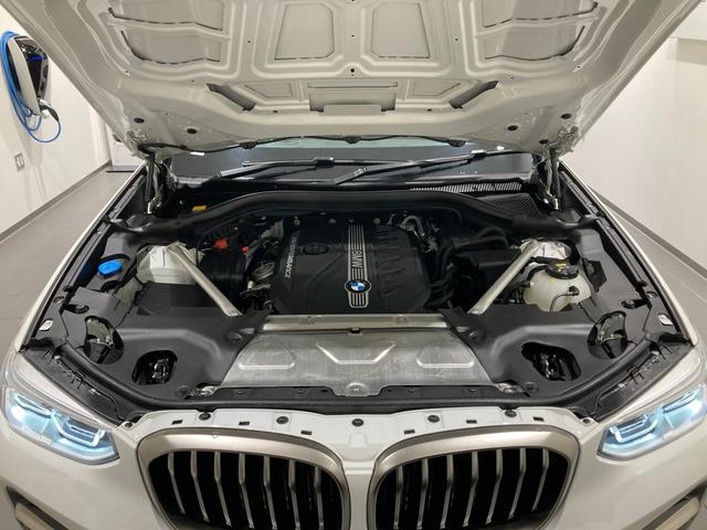 M40d シートクーラー 禁煙車 ブラックレザーシート 21インチAW トップビューカメラ 前車追従 パーキングアシスト レーンアシスト ヘッドアップディスプレイ Mブレーキ 地デジ 全方位センサー HDDナビ(47枚目)
