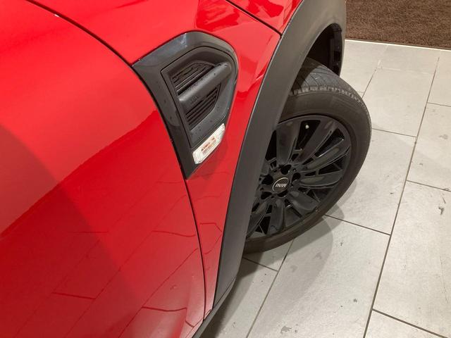 クーパーD クロスオーバー ブラックホイール 前車追従機能 禁煙車 衝突軽減ブレーキ バックカメラ 後方センサー Bluetooth/USB オートトランク 18インチAW 純正HDDナビ アイドリングストップ ETC搭載ミラー(40枚目)